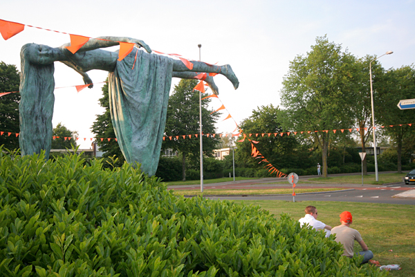 Apeldoorn kleurt oranje 3 - rotonde Matenpoort