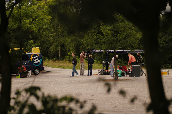 Paperazzi van Beeld van Apeldoorn vangt Blik op de Weg