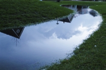 Op de Noorderhoogte in het Woudhuis wordt het regenwater opgevangen in Wadi's. 